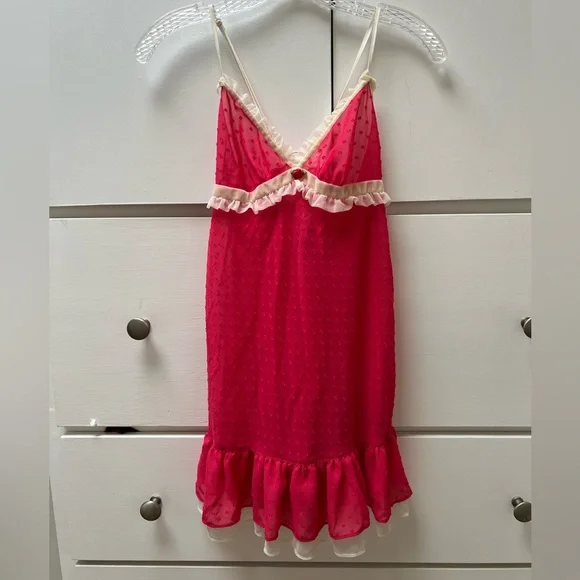 Vintage Betsey Johnson super pretty dark pink chemise and panty set in size S. - Picture 1 of 11